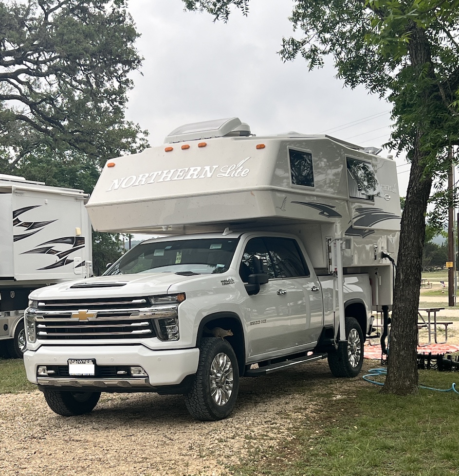 Nothern Lite Truck Camper